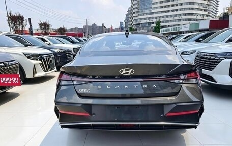 Hyundai Elantra, 2023 год, 1 290 000 рублей, 5 фотография