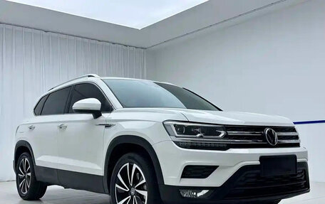 Volkswagen Tharu, 2022 год, 1 386 000 рублей, 3 фотография