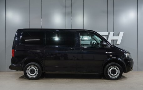 Volkswagen Caravelle T5, 2013 год, 2 319 000 рублей, 5 фотография