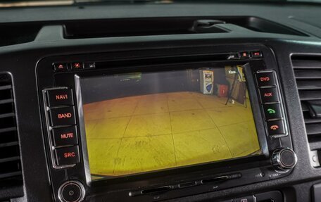 Volkswagen Caravelle T5, 2013 год, 2 319 000 рублей, 13 фотография