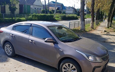 KIA Rio IV, 2017 год, 1 100 000 рублей, 1 фотография