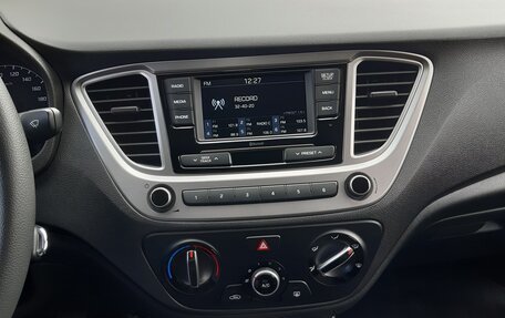 Hyundai Solaris II рестайлинг, 2022 год, 1 600 000 рублей, 8 фотография