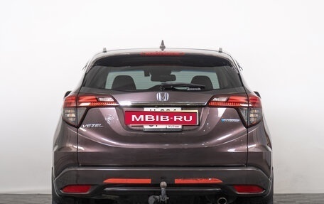Honda Vezel, 2018 год, 1 799 000 рублей, 5 фотография