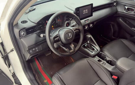 Honda Vezel, 2023 год, 1 830 000 рублей, 7 фотография