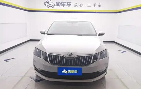 Skoda Octavia, 2022 год, 1 576 000 рублей, 2 фотография