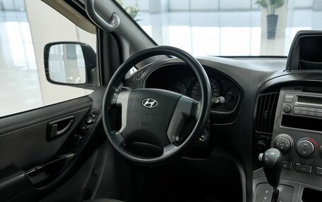 Hyundai Grand Starex Grand Starex I рестайлинг 2, 2011 год, 1 170 000 рублей, 12 фотография