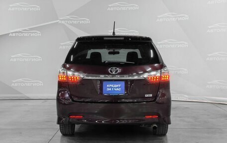 Toyota Wish II, 2012 год, 1 400 000 рублей, 4 фотография