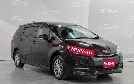 Toyota Wish II, 2012 год, 1 400 000 рублей, 7 фотография