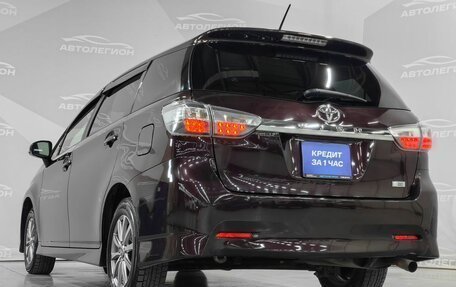 Toyota Wish II, 2012 год, 1 400 000 рублей, 25 фотография