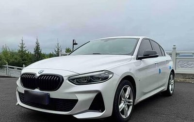 BMW 1 серия, 2022 год, 1 350 000 рублей, 1 фотография