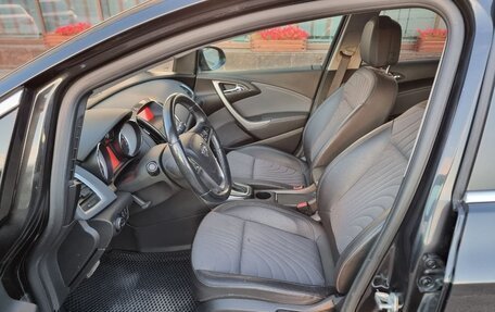 Opel Astra J, 2013 год, 770 000 рублей, 11 фотография