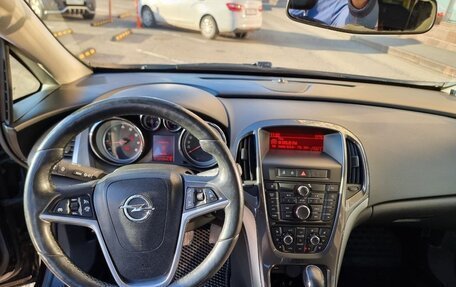 Opel Astra J, 2013 год, 770 000 рублей, 21 фотография