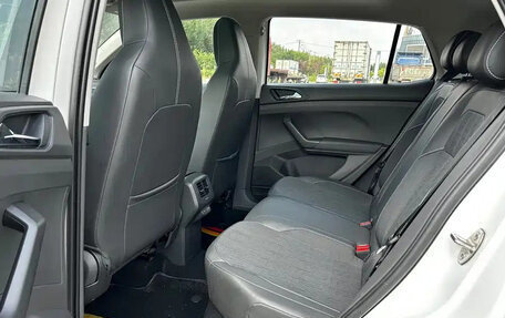 Volkswagen T-Cross I, 2022 год, 1 333 018 рублей, 11 фотография