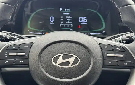 Hyundai Elantra, 2023 год, 1 372 000 рублей, 9 фотография