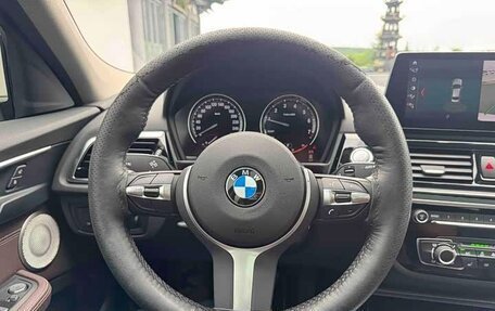BMW 1 серия, 2022 год, 1 350 000 рублей, 10 фотография