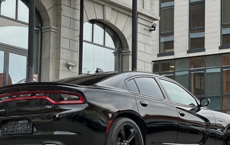 Dodge Charger, 2017 год, 3 800 000 рублей, 4 фотография