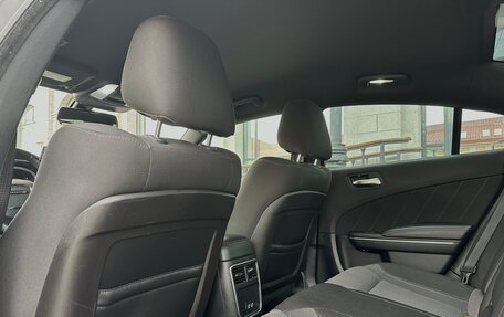 Dodge Charger, 2017 год, 3 800 000 рублей, 25 фотография