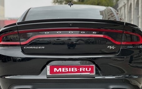 Dodge Charger, 2017 год, 3 800 000 рублей, 31 фотография
