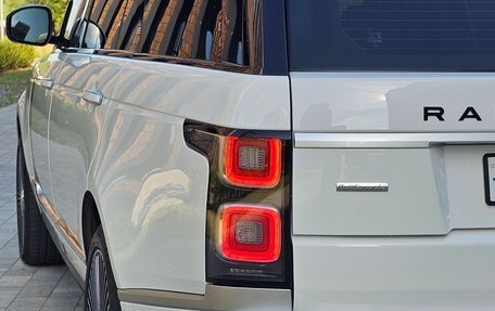 Land Rover Range Rover IV рестайлинг, 2018 год, 8 400 000 рублей, 5 фотография