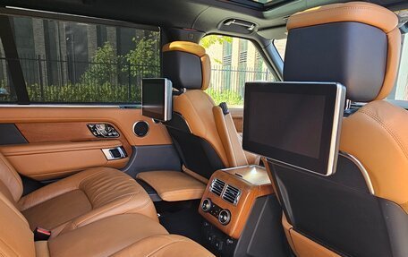 Land Rover Range Rover IV рестайлинг, 2018 год, 8 400 000 рублей, 21 фотография