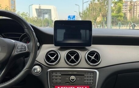 Mercedes-Benz CLA, 2019 год, 1 747 000 рублей, 4 фотография