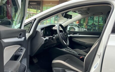 Volkswagen Golf VIII, 2023 год, 1 640 000 рублей, 9 фотография