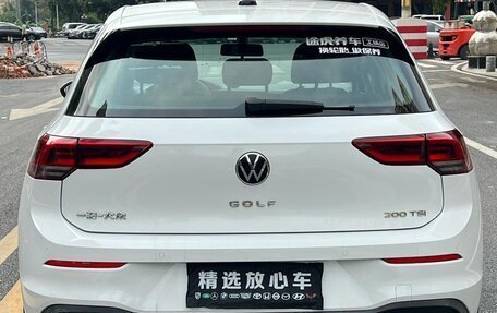Volkswagen Golf VIII, 2023 год, 1 640 000 рублей, 5 фотография