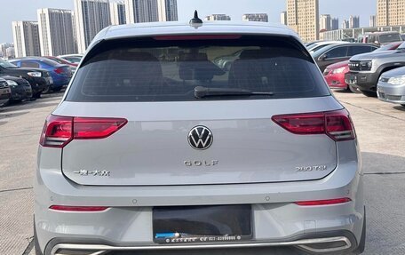Volkswagen Golf VIII, 2021 год, 1 690 000 рублей, 5 фотография