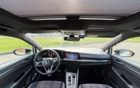 Volkswagen Golf GTI, 2021 год, 2 800 000 рублей, 10 фотография