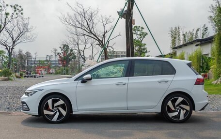 Volkswagen Golf VIII, 2021 год, 1 720 000 рублей, 7 фотография