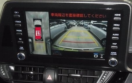 Toyota C-HR I рестайлинг, 2022 год, 2 100 000 рублей, 15 фотография