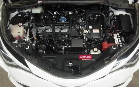 Toyota C-HR I рестайлинг, 2022 год, 2 100 000 рублей, 25 фотография