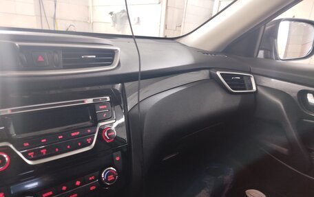 Nissan X-Trail, 2018 год, 1 950 000 рублей, 3 фотография