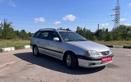 Toyota Avensis III рестайлинг, 2002 год, 320 000 рублей, 3 фотография