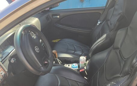 Toyota Avensis III рестайлинг, 2002 год, 320 000 рублей, 12 фотография