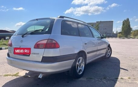 Toyota Avensis III рестайлинг, 2002 год, 320 000 рублей, 8 фотография