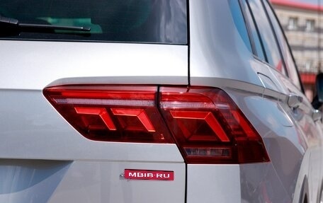 Volkswagen Tiguan II, 2021 год, 3 199 000 рублей, 4 фотография