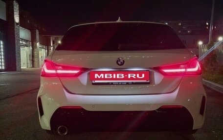 BMW 1 серия, 2021 год, 2 550 000 рублей, 4 фотография