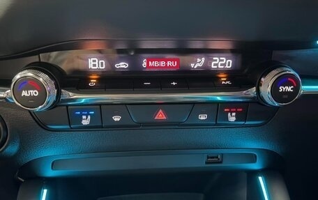 Mazda 3, 2023 год, 1 330 000 рублей, 10 фотография