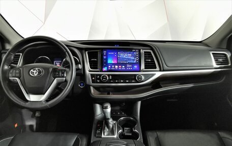 Toyota Highlander III, 2015 год, 2 695 000 рублей, 13 фотография