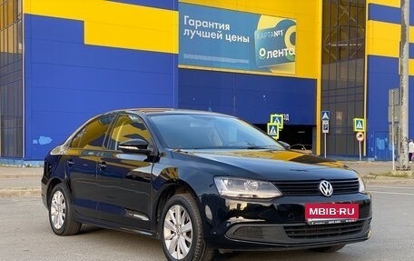 Volkswagen Jetta VI, 2013 год, 899 000 рублей, 7 фотография