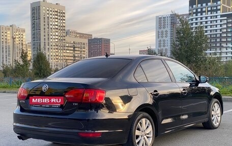 Volkswagen Jetta VI, 2013 год, 899 000 рублей, 5 фотография