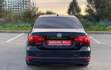 Volkswagen Jetta VI, 2013 год, 899 000 рублей, 4 фотография