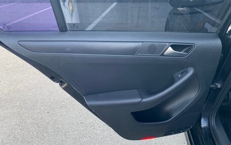 Volkswagen Jetta VI, 2013 год, 899 000 рублей, 19 фотография