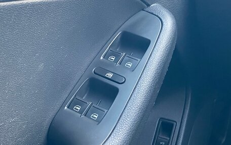 Volkswagen Jetta VI, 2013 год, 899 000 рублей, 26 фотография