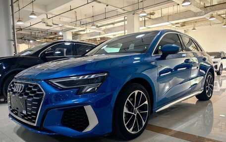 Audi A3, 2021 год, 1 870 000 рублей, 5 фотография