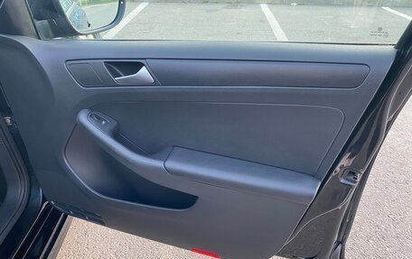 Volkswagen Jetta VI, 2013 год, 899 000 рублей, 27 фотография