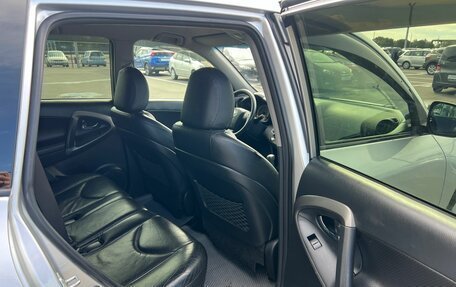 Toyota RAV4, 2011 год, 1 699 000 рублей, 19 фотография
