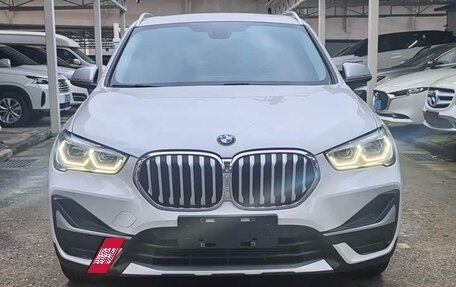 BMW X1, 2022 год, 1 825 000 рублей, 2 фотография