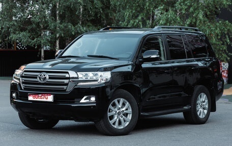 Toyota Land Cruiser 200, 2019 год, 6 170 000 рублей, 1 фотография